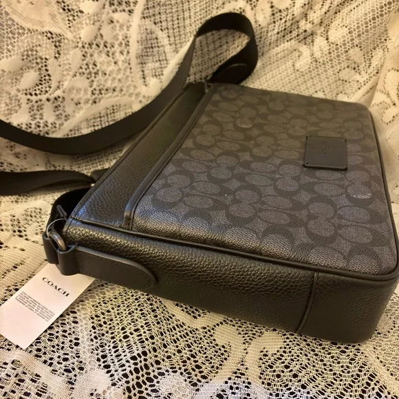 NWT Coach Men's District Crossbody Bag Signature Canvas Charcoal Black
